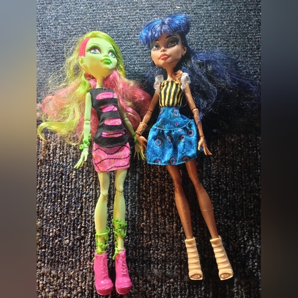 Monster High Coffin Bean Robecca Steam + Venus McFlytrap - Picture 3 of 12